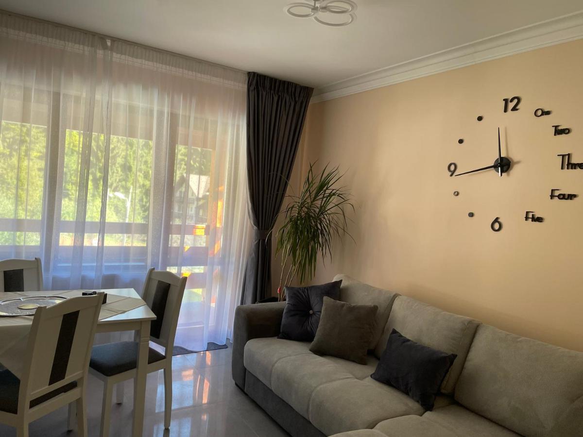 Apartament Lexannona บุชเตนี ภายนอก รูปภาพ